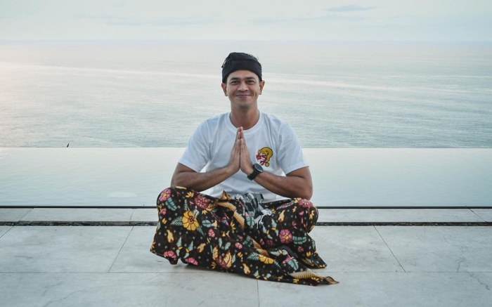 Biografi surya insomnia kehidupan sang seniman