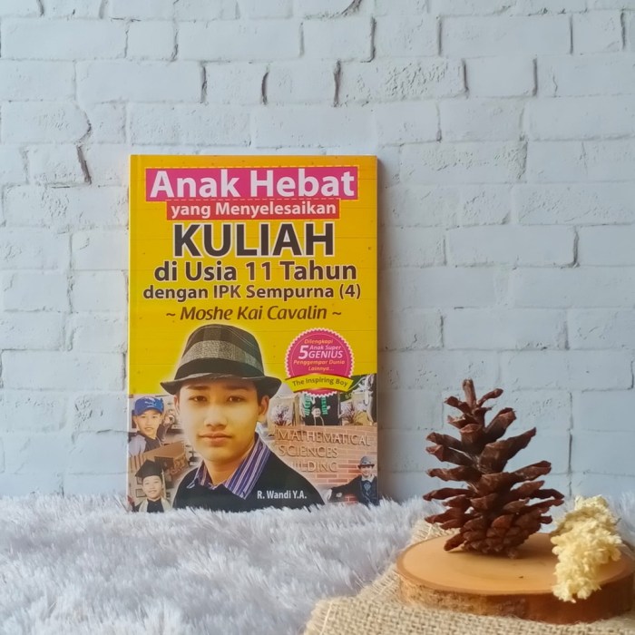 Biografi moshe kai cavalin lulus kuliah