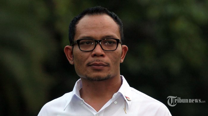 Biografi hanif dhakiri