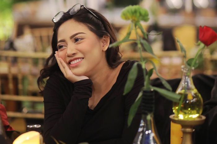 Biografi rachel vennya selebgram dengan penghasilan ratusan juta rupiah