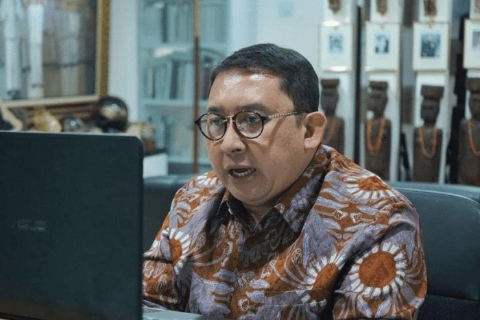 Fadli zon tenaga honorer persoalan komitmen pemerintah Fadli zon tenaga honorer persoalan komitmen pemerintah