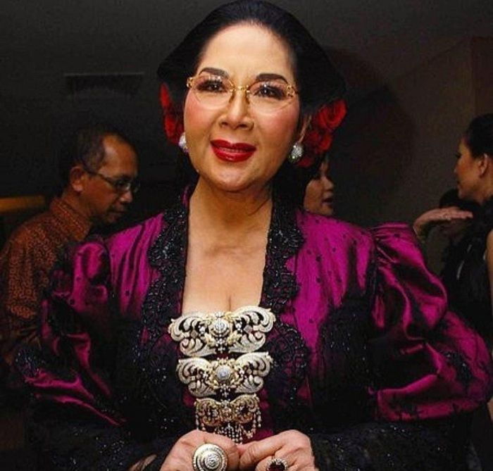 Biografi titiek puspa artis senior indonesia