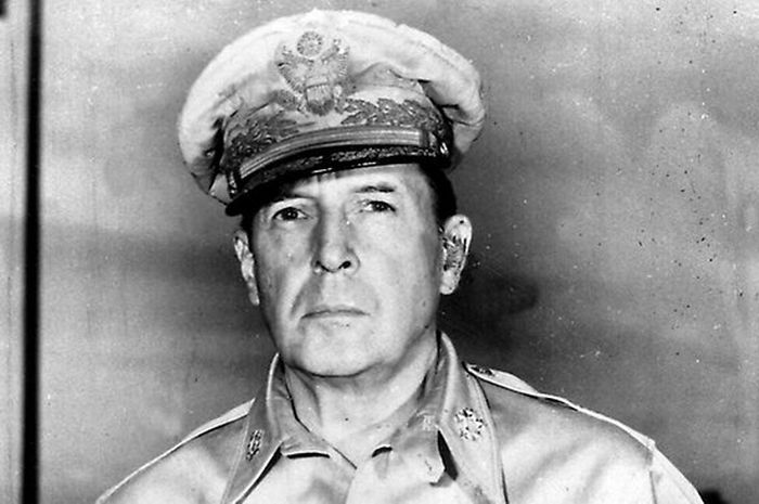 Biografi jendral douglas mac arthur