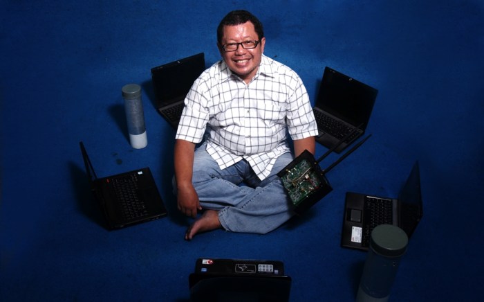 Biografi onno w purbo