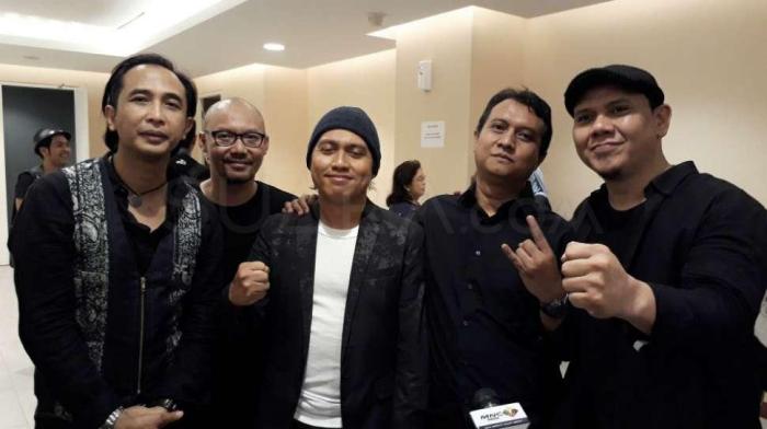 Mp3 lagu padi rar lama