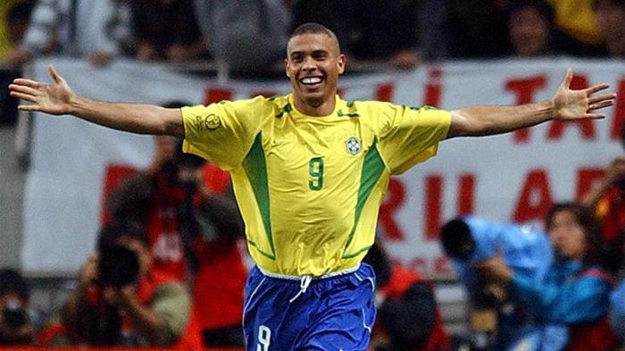 Biografi ronaldo sang fenomena