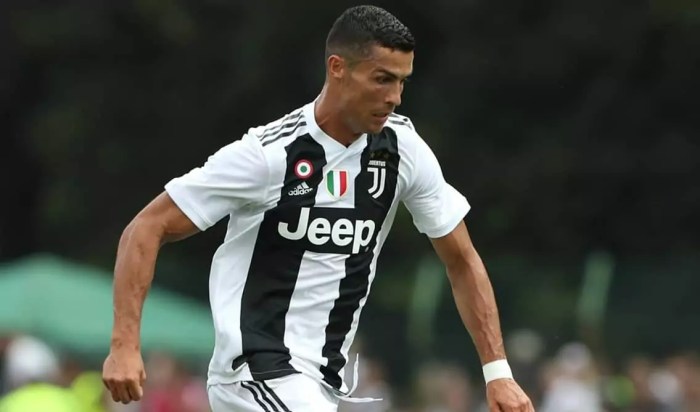 Ronaldo biografi atlet bola sepak terkenal