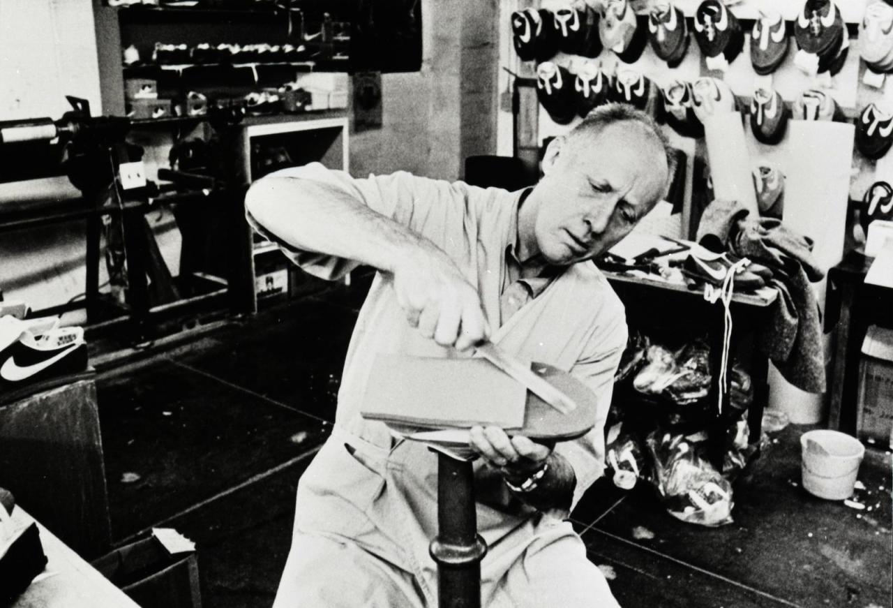 Biografi bill bowerman pendiri nike inc