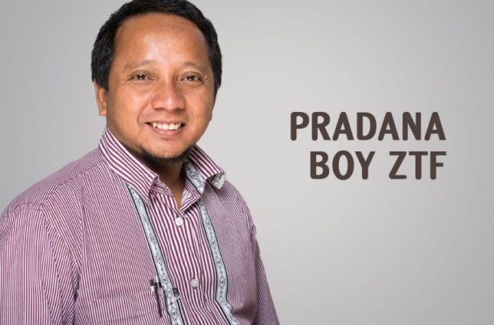 Biografi jonathan pradana mailoa