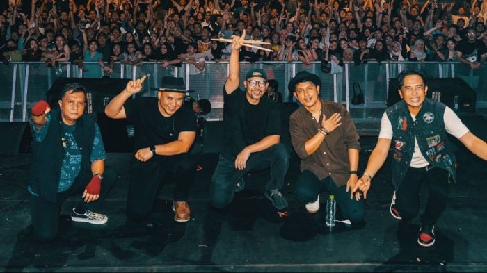 Padi kembali vakum hibur konser penggemarnya reborn