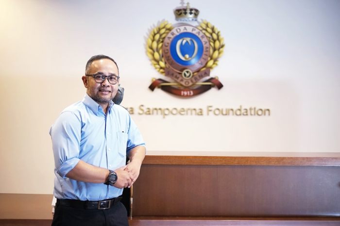 Sampoerna putera biografi tbk hm kretek karier Biografi putera sampoerna