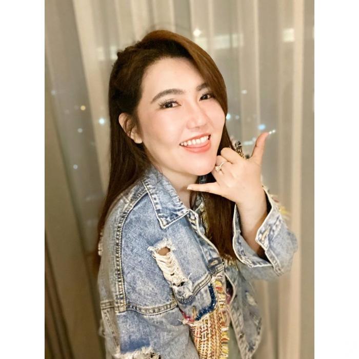 Biografi via vallen biodata dan profil sang penyanyi dangdut koplo