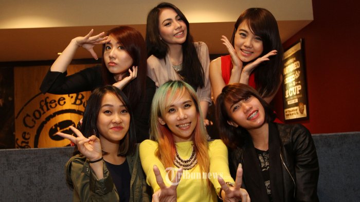 Myhome girlband formasi Myhome girlband formasi