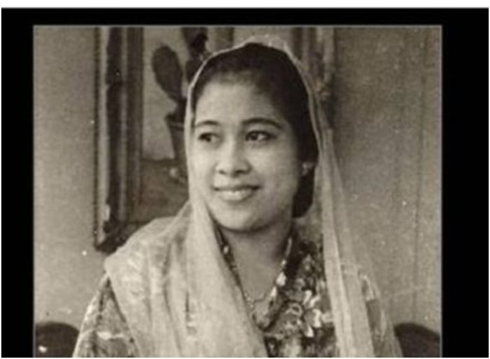 Biografi fatmawati soekarno