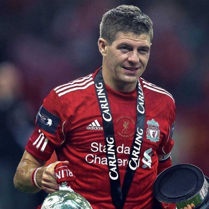 Gerrard steven candra Biografi steven gerrard kapten