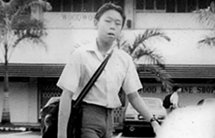 Khoo sukses luar bodoh tapi dicap ia biasa singapura sehari berjam