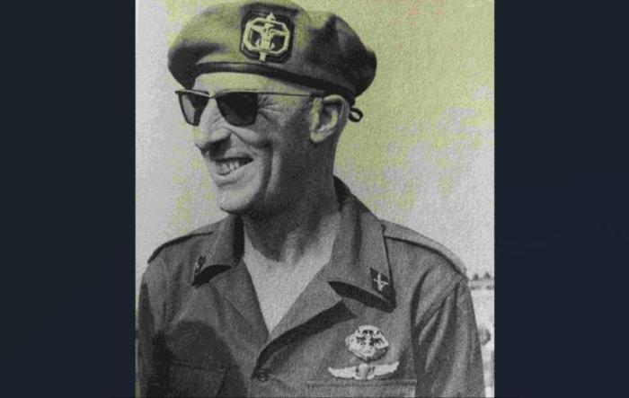 Biografi idjon djanbi