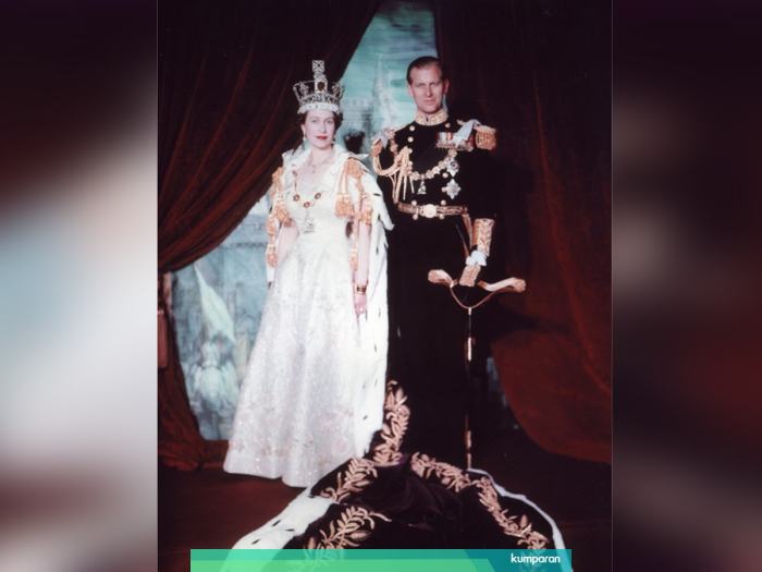 Ratu inggris kerajaan biografi berkuasa paling biografiku bulan