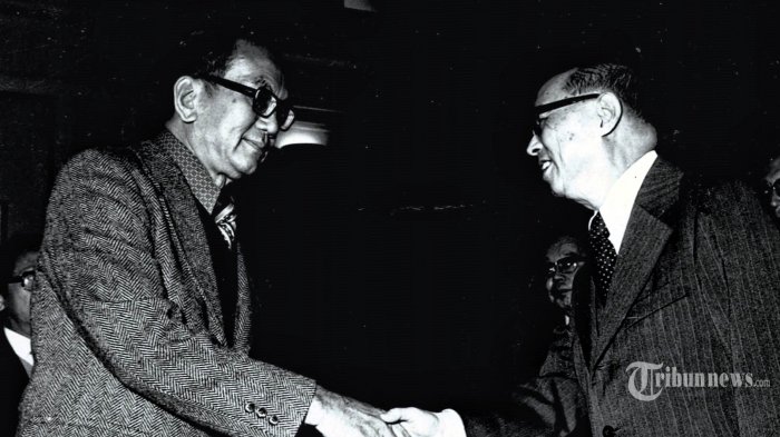 Biografi pk ojong pendiri surat kabar