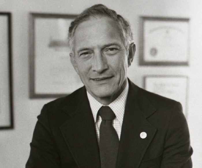 Biografi robert noyce pendiri intel corp