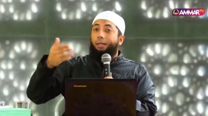 Biografi dan profil ustadz khalid basalamah