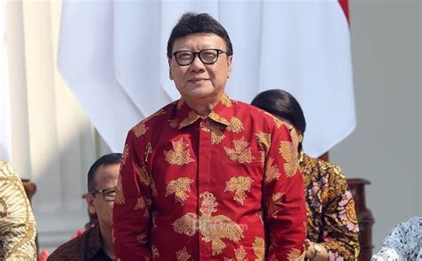 Kontroversi Agama yang Pernah Dihadapi Tjahjo Kumolo Biografi Agama Tjahjo Kumolo