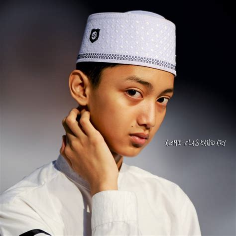 Gambar Biografi Gus Azmi