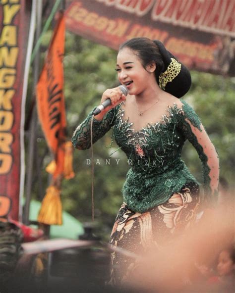 Gambar Niken Salindri