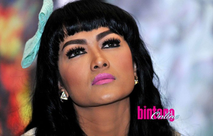 Biografi dan profil julia perez beserta biodata artis indonesia