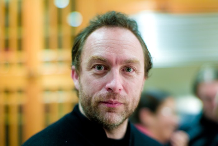 Jimmy wales wikipedia founder wiki internet ceo social ban slams pr says launching network phone service businessinsider wikimedia commons silicon