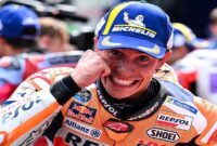 Cerita-Dokter-Marc-Marquez-Gunakan-Teknik-Cermin-hingga-Tak-Bisa-Tidur-Jelang-Operasi Biografi marc marquez pembalap muda