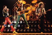 Yang band freddie biografi musicales chansons dunia kisah melegenda asal inggris biografiku ballad sail freddy mereka selalu sehingga terpaksa penjualan Biografi band queen