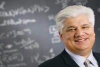 Biografi mike lazaridis penemu dan